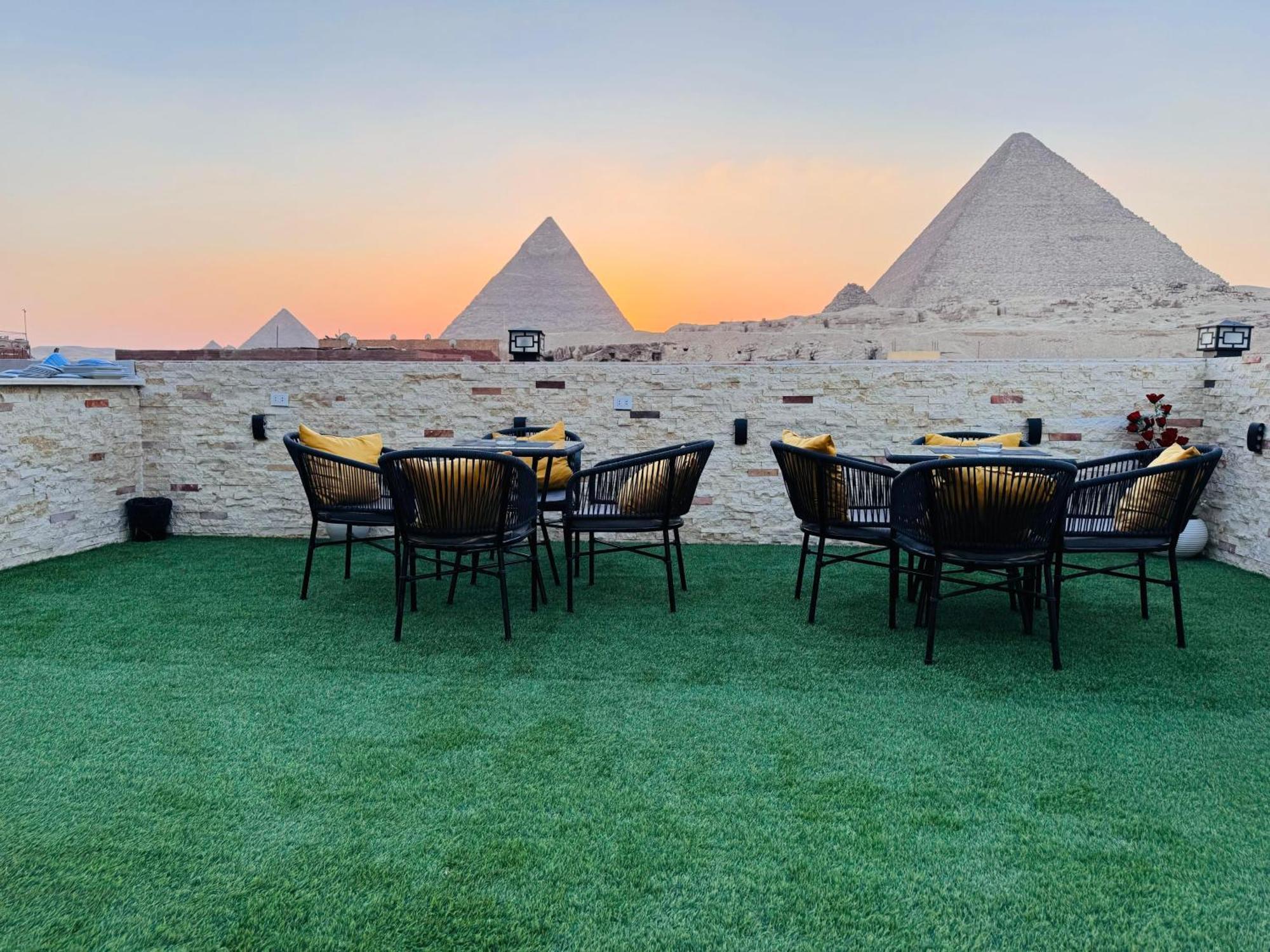 Hotel New Scarab Pyramids View Kafret el-Gabal Esterno foto