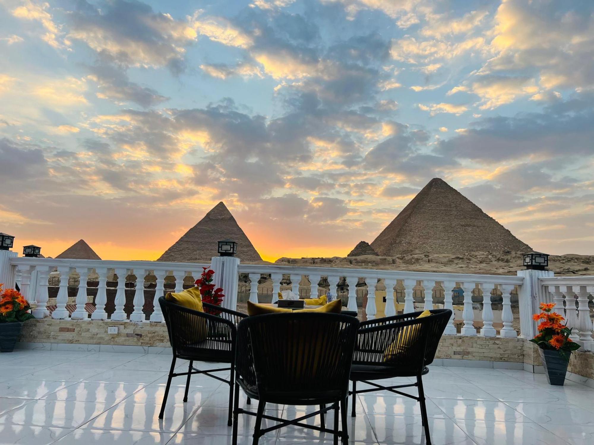 Hotel New Scarab Pyramids View Kafret el-Gabal Esterno foto