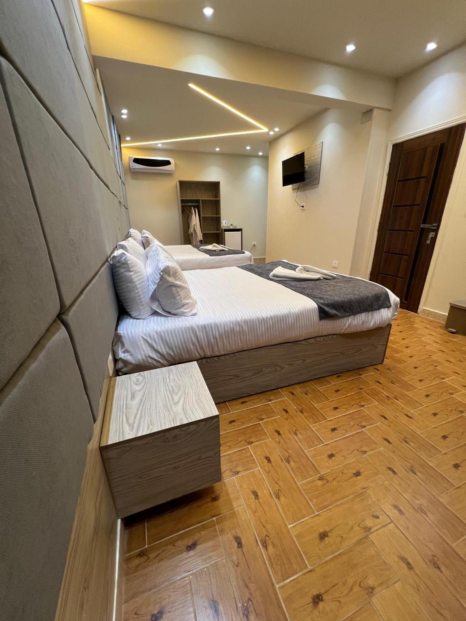 Hotel New Scarab Pyramids View Kafret el-Gabal Esterno foto