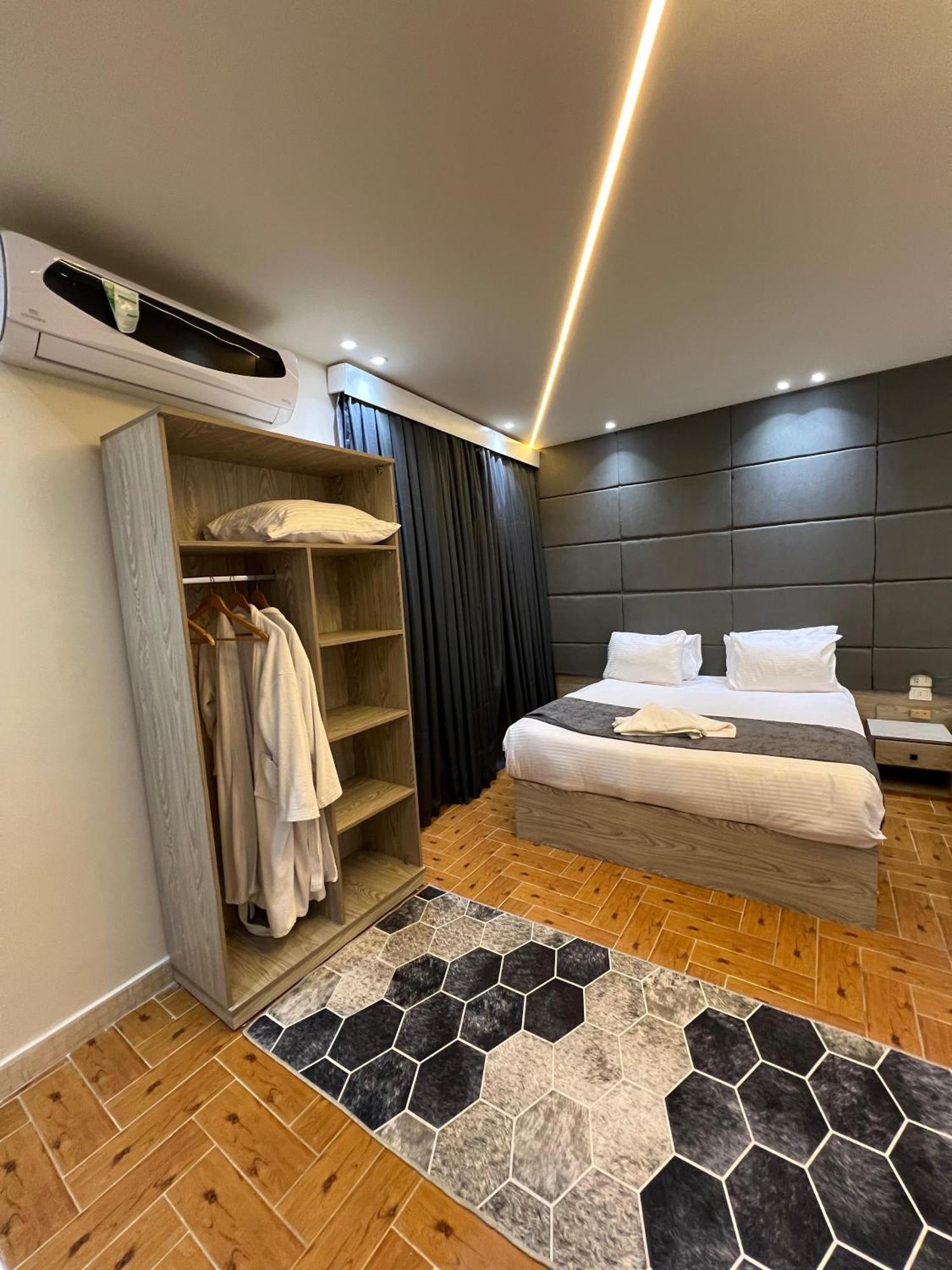 Hotel New Scarab Pyramids View Kafret el-Gabal Esterno foto