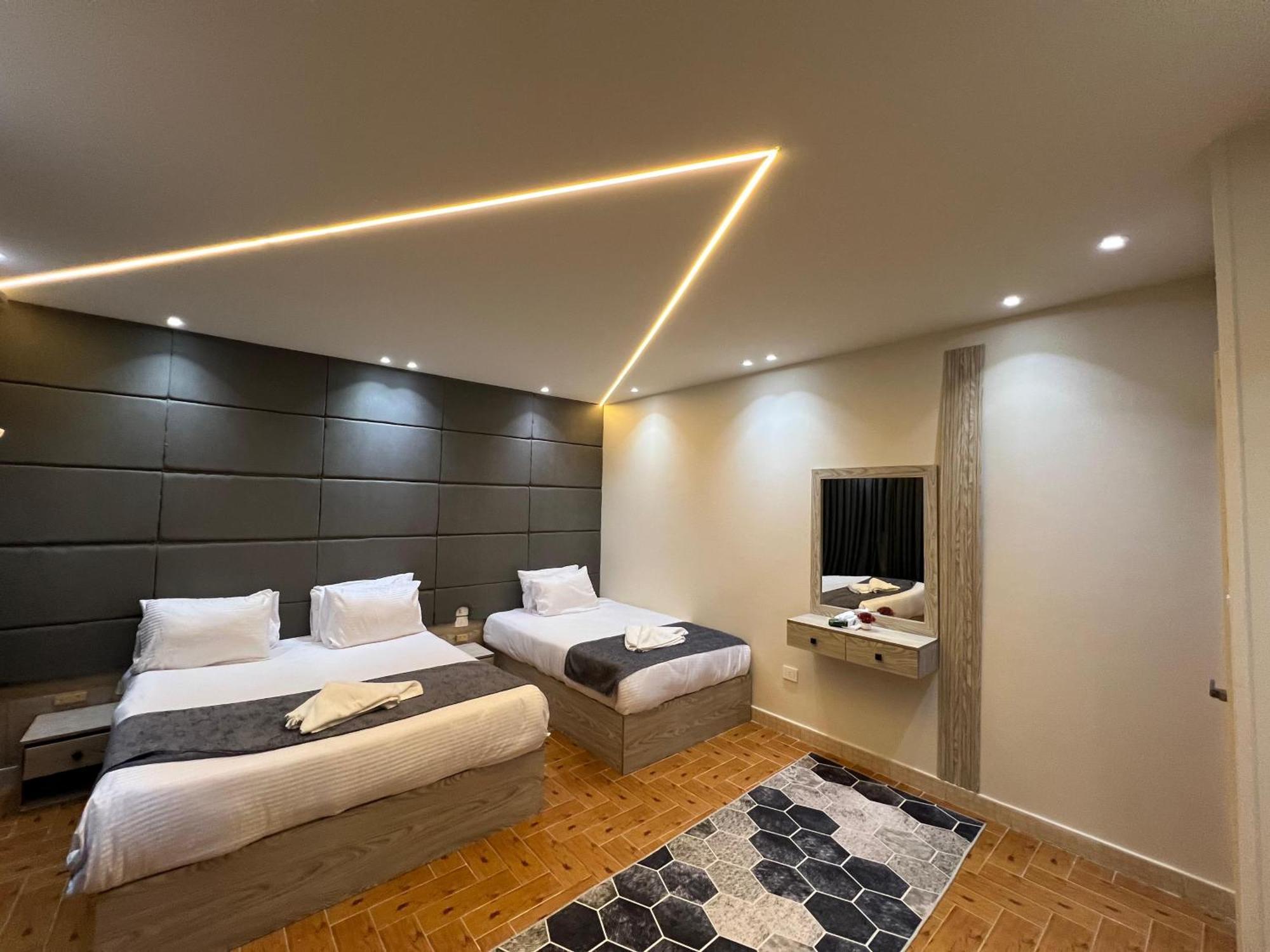 Hotel New Scarab Pyramids View Kafret el-Gabal Esterno foto