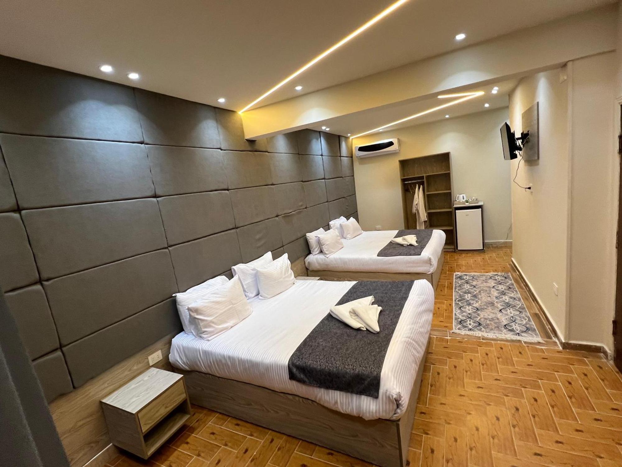 Hotel New Scarab Pyramids View Kafret el-Gabal Esterno foto