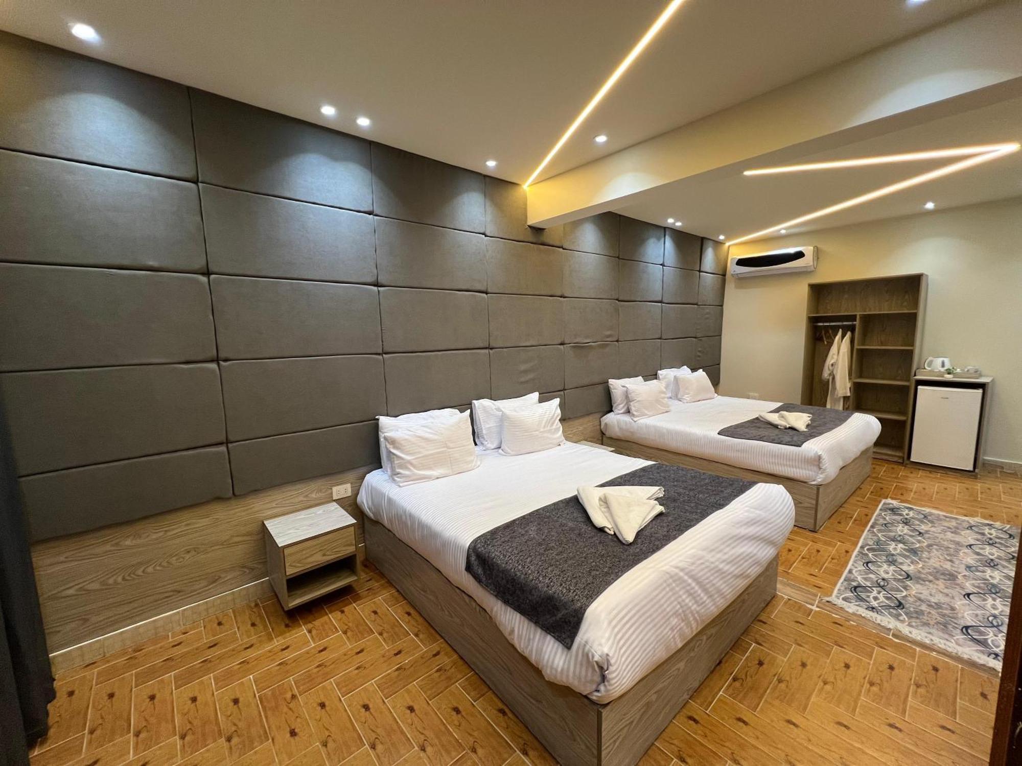 Hotel New Scarab Pyramids View Kafret el-Gabal Esterno foto