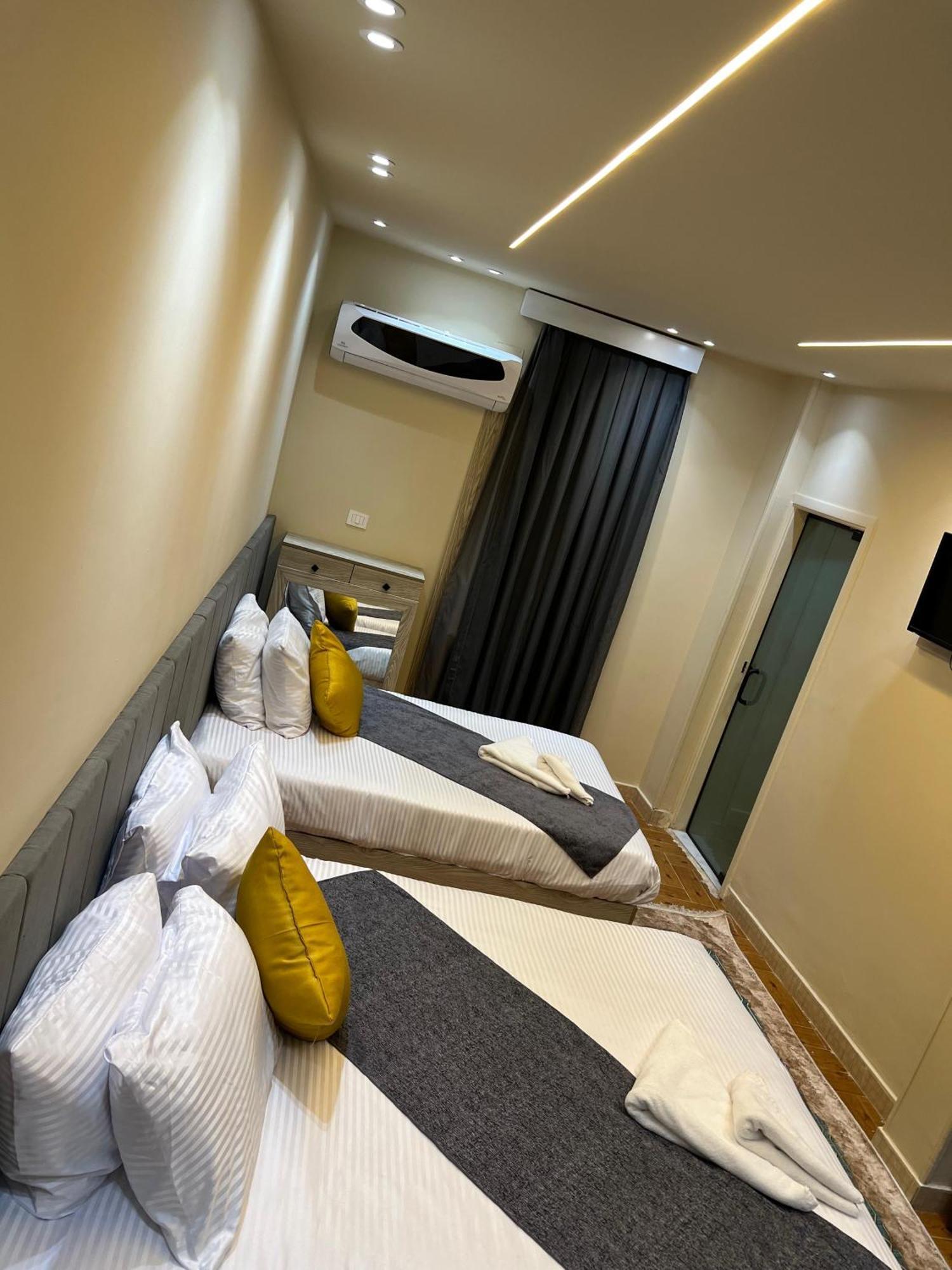 Hotel New Scarab Pyramids View Kafret el-Gabal Esterno foto