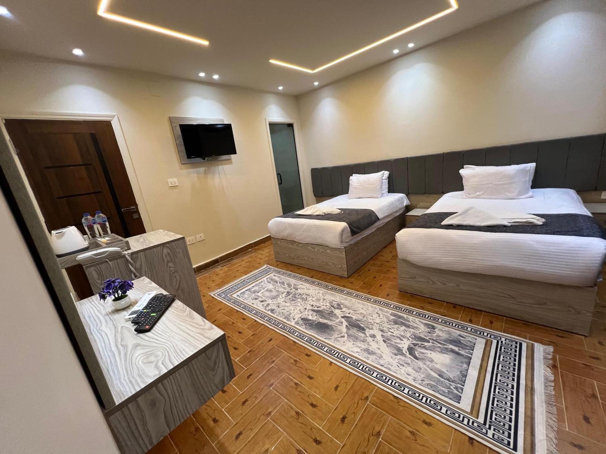 Hotel New Scarab Pyramids View Kafret el-Gabal Esterno foto