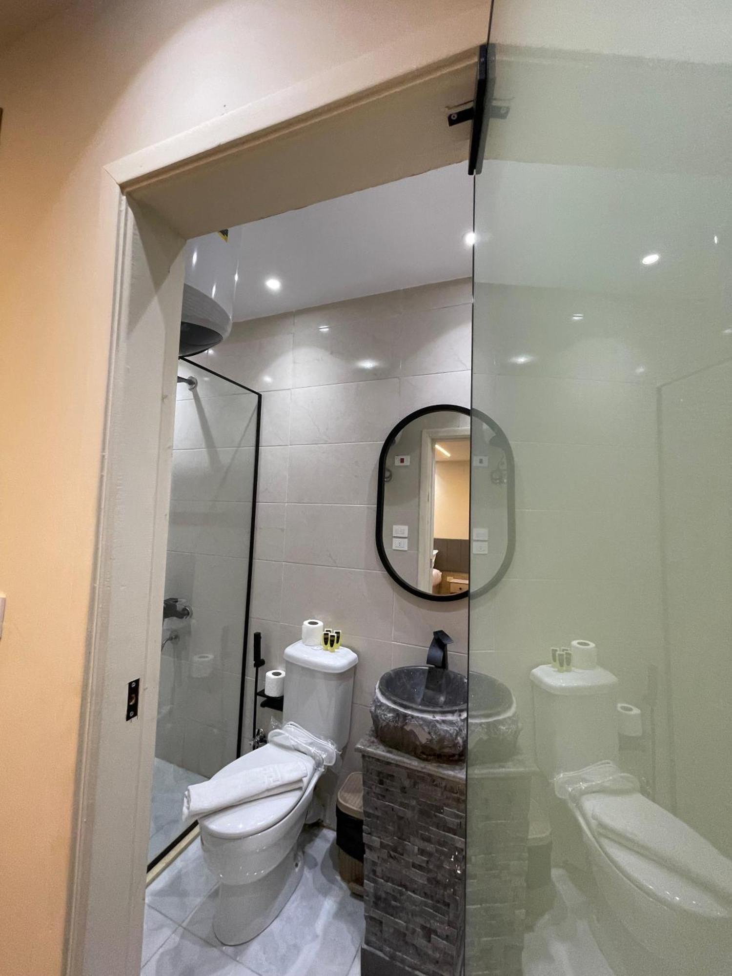 Hotel New Scarab Pyramids View Kafret el-Gabal Esterno foto